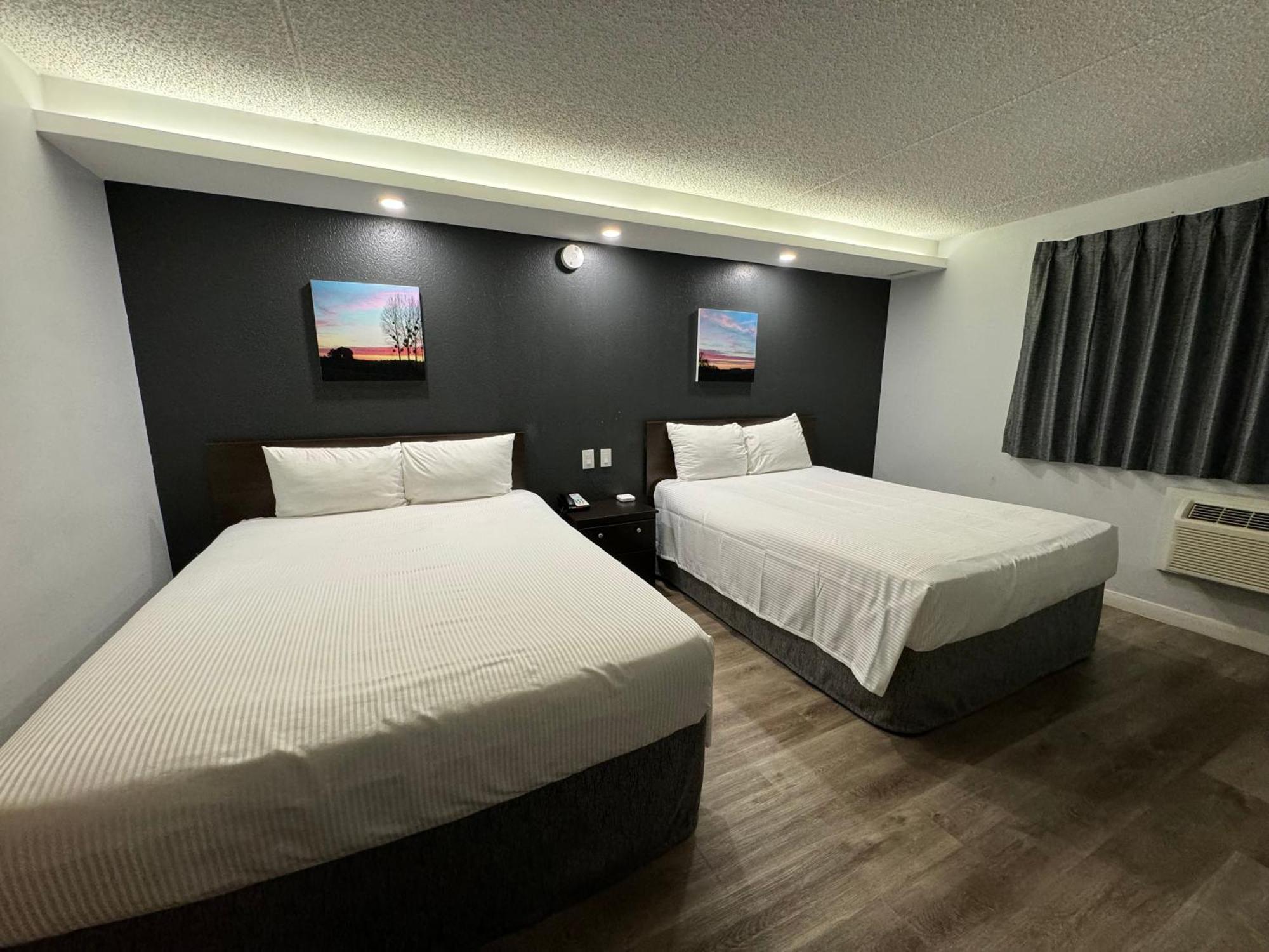 Travelodge By Wyndham Winnipeg Airport Екстериор снимка